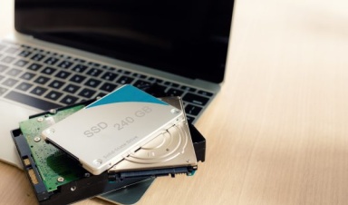 Спрос на ИИ-серверы взвинтил цены на SSD и HDD:...