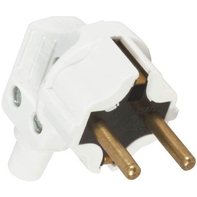 Беларусь Вилка с заземлением Г-образная с латунным штырем Вилка В16-001