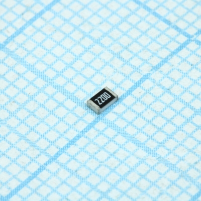 RC0805FR-07220RL