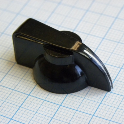 Ручка K7-1 bakelite (клювик) d=6.1