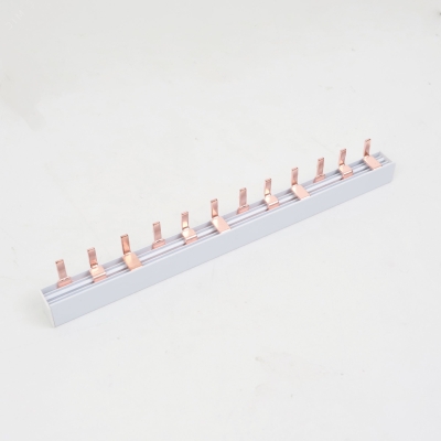 Соединительная шина BBS-MD63 типа PIN, 3 полюса, 18 присоединений, для модульной аппаратуры BBS-MD63P-3P18